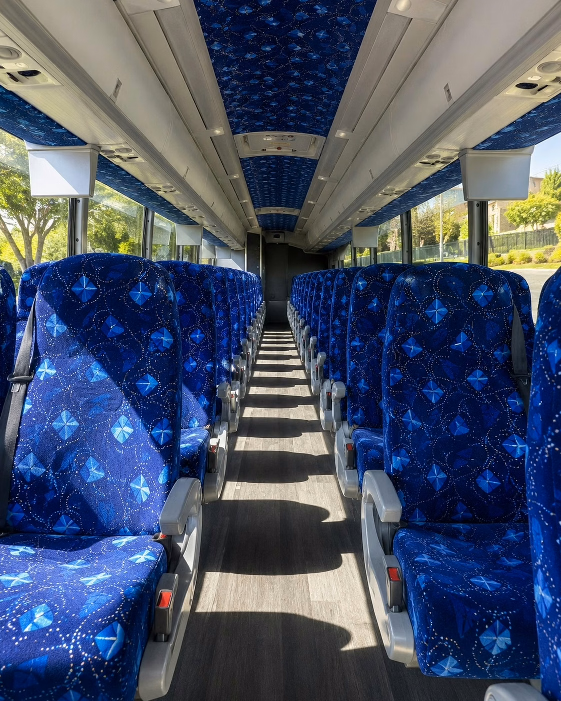 saratoga 15 to 50 passenger prom party buses and sprinter limos in saratoga