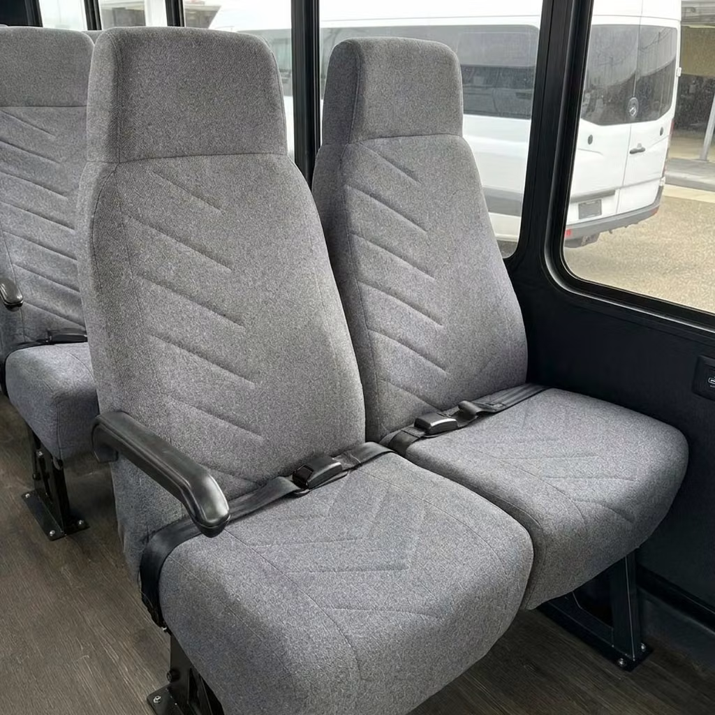 saratoga 18 passenger minibus high back seats