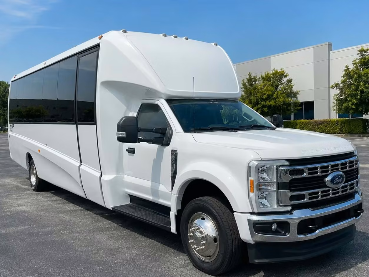 saratoga 25 passenger minibus rental