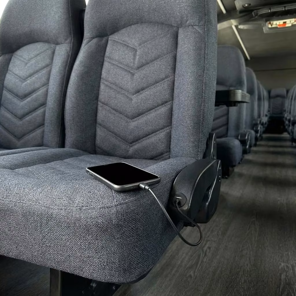 saratoga 25 passenger minibus usb charging