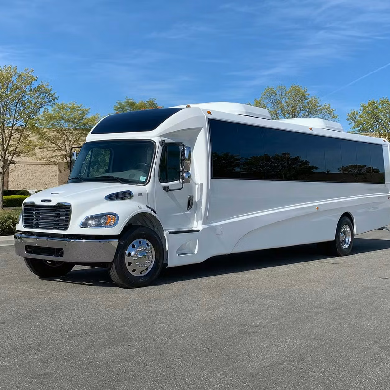 saratoga 28 passenger minibus rental