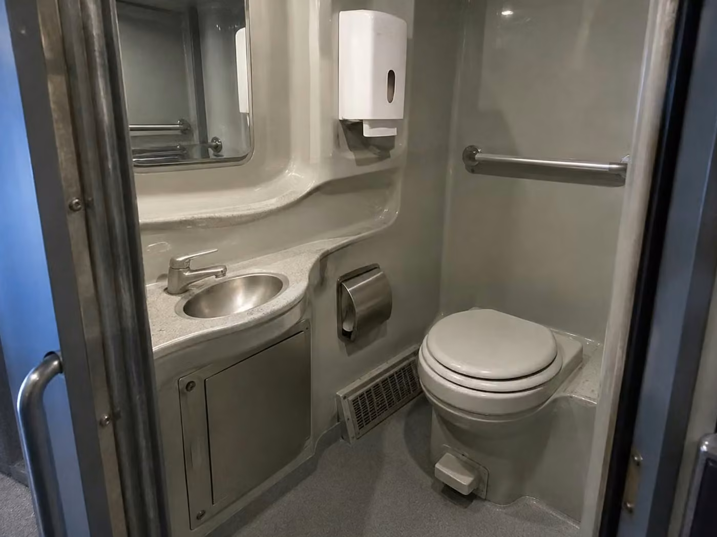 saratoga charter bus onboard restroom