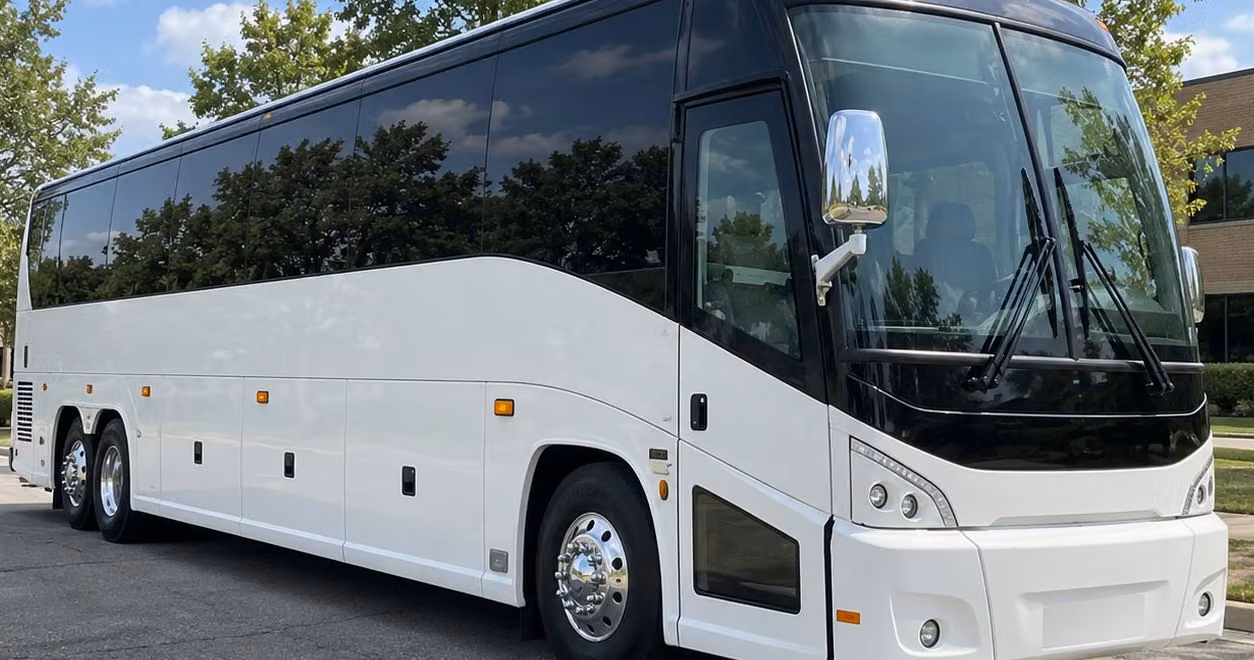 saratoga charter bus
